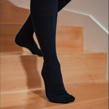 Podkolanówki bezuciskowe czarne Quattroxy™ PODINO®